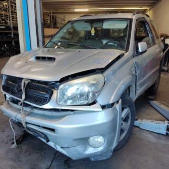 Ricambi TOYOTA RAV 4 4X4 2000cc diesel  del 2004