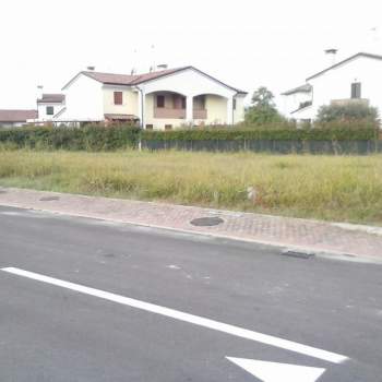 Terreno in vendita a Quarto d'Altino (Venezia)