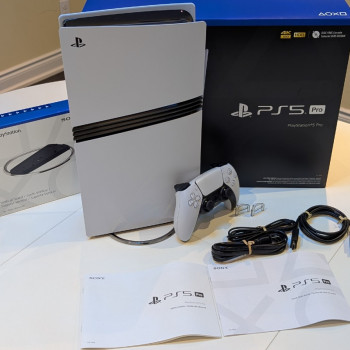 Sony PlayStation PS5 Pro, Sony PS5, Sony PS5 Slim, Xbox Series X