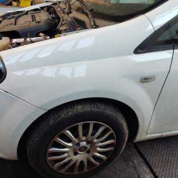 Parafango sinistro FIAT GRANDE PUNTO  del 2013