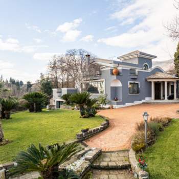 Villa in vendita a Velletri (Roma)