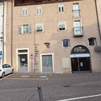 Appartamento in vendita a Cles (Trento)