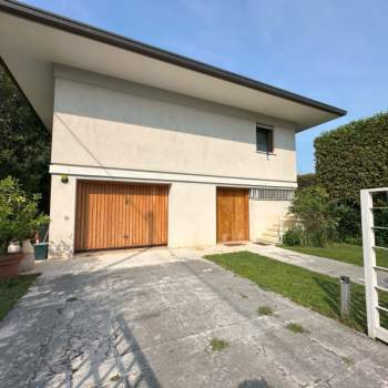 Casa singola in vendita a Bassano del Grappa (Vicenza)