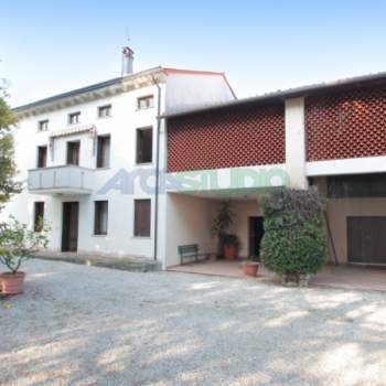 Casa singola in vendita a Bressanvido (Vicenza)