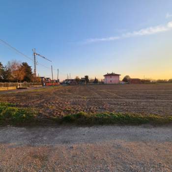 Terreno in vendita a Ospedaletto Euganeo (Padova)