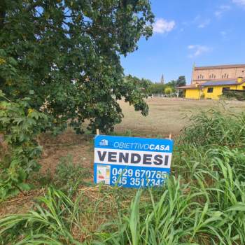 Terreno in vendita a Sant'Urbano (Padova)