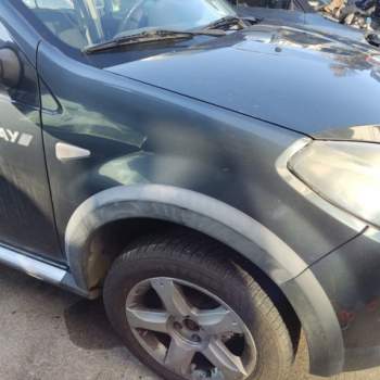 Parafango destro DACIA SANDERO  del 2012