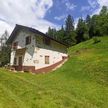 Rustico in vendita a Lorenzago di Cadore (Belluno)