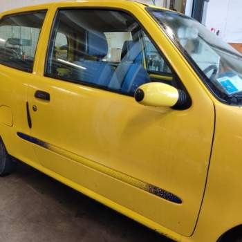 Porta anteriore dx nuda FIAT SEICENTO  del 1999