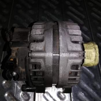 Alternatore PEUGEOT 208 1560cc HDI del 2016