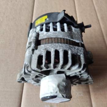 Alternatore HYUNDAI I30 1582cc diesel  del 2013