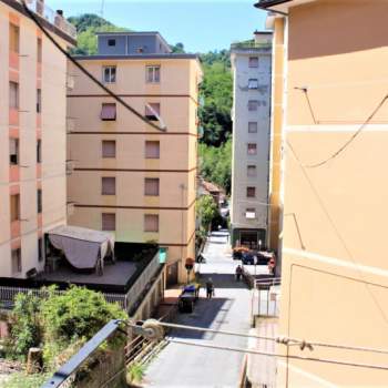 Appartamento in vendita a Campomorone (Genova)