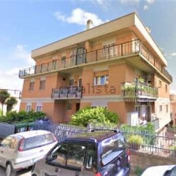 Appartamento in affitto a Roma (Roma)