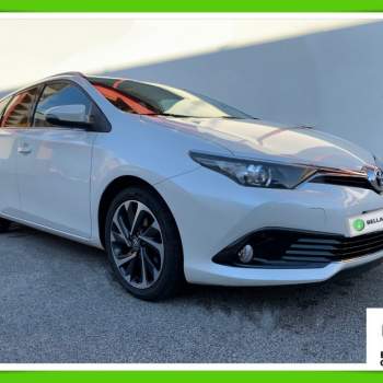 TOYOTA Auris Touring Sports