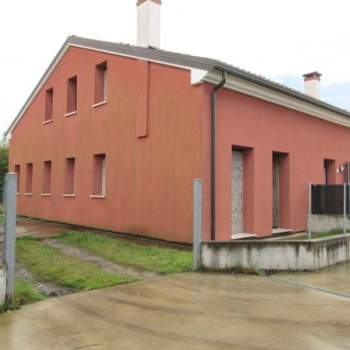 Villa in vendita a Loreo (Rovigo)